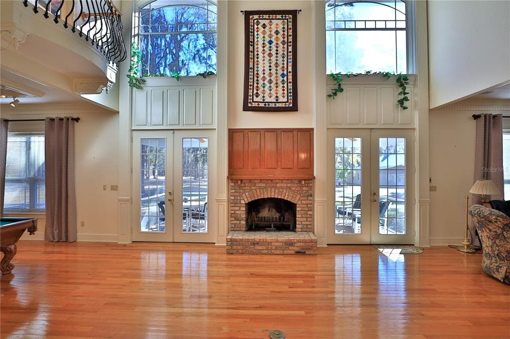 15551 NW HIGHWAY 225 photo 9