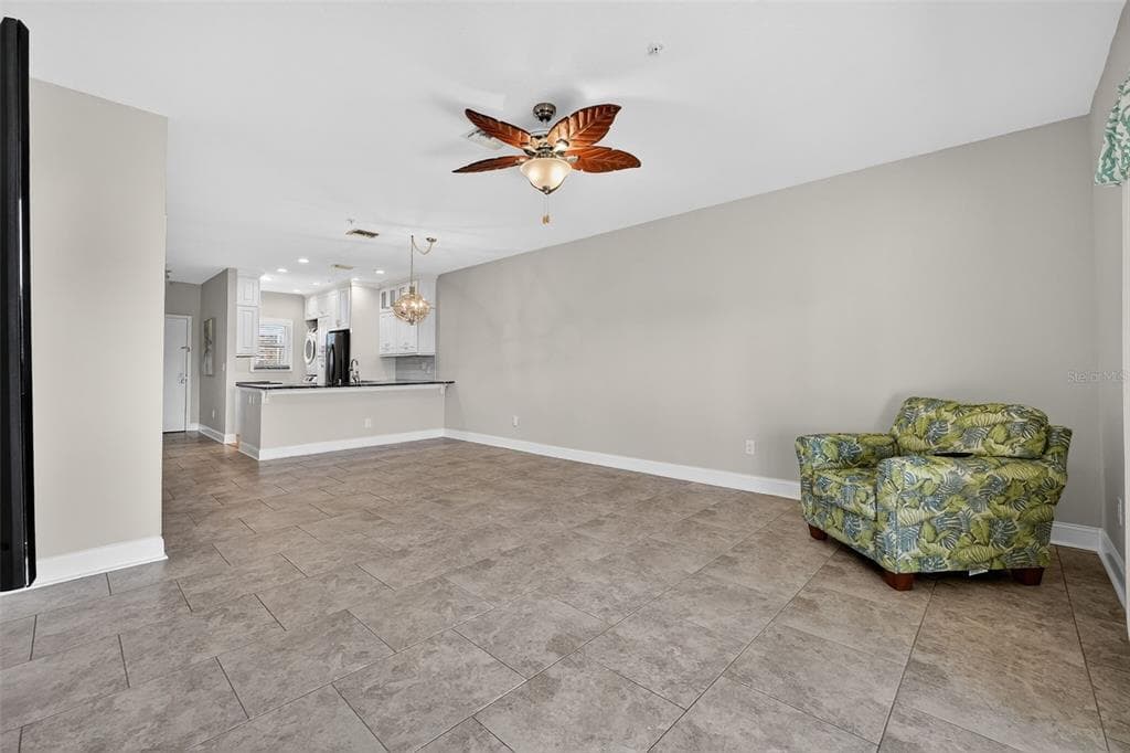 2700 N PENINSULA AVENUE #132 4