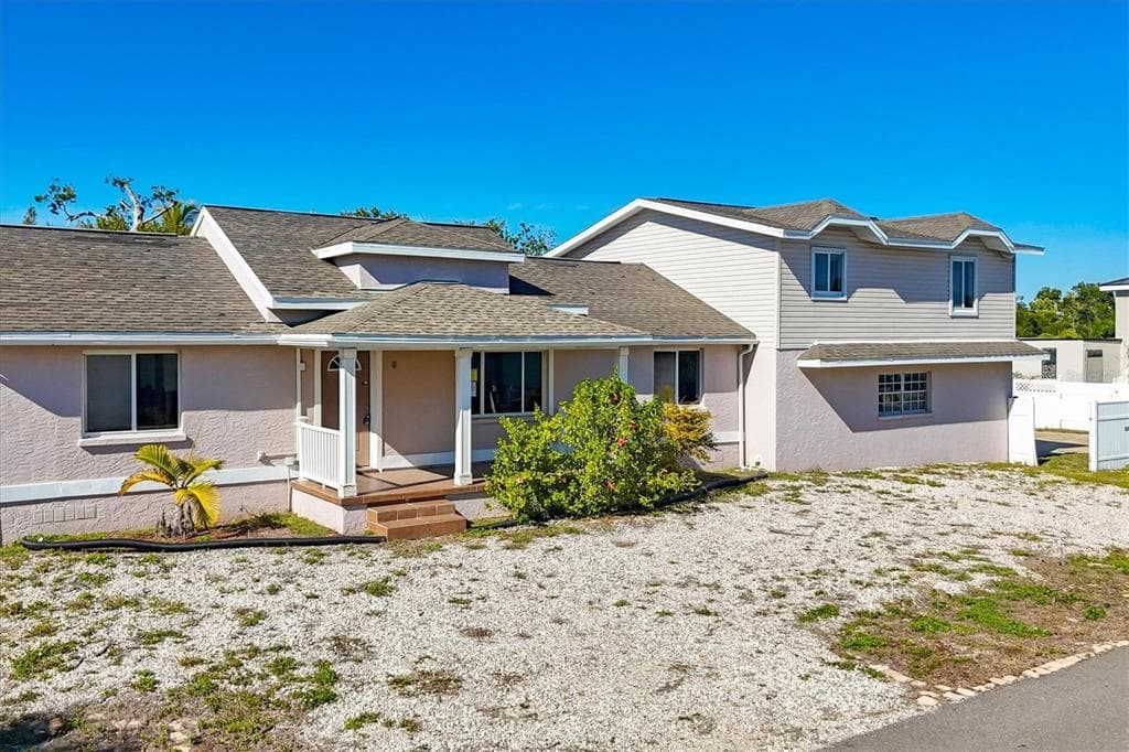 651 JUNGLE QUEEN WAY photo 10