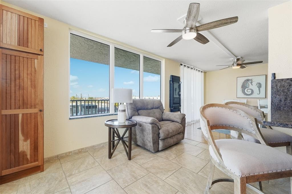 15316 GULF BOULEVARD 404 photo 12