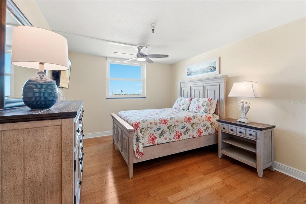 15316 GULF BOULEVARD 404 photo 24