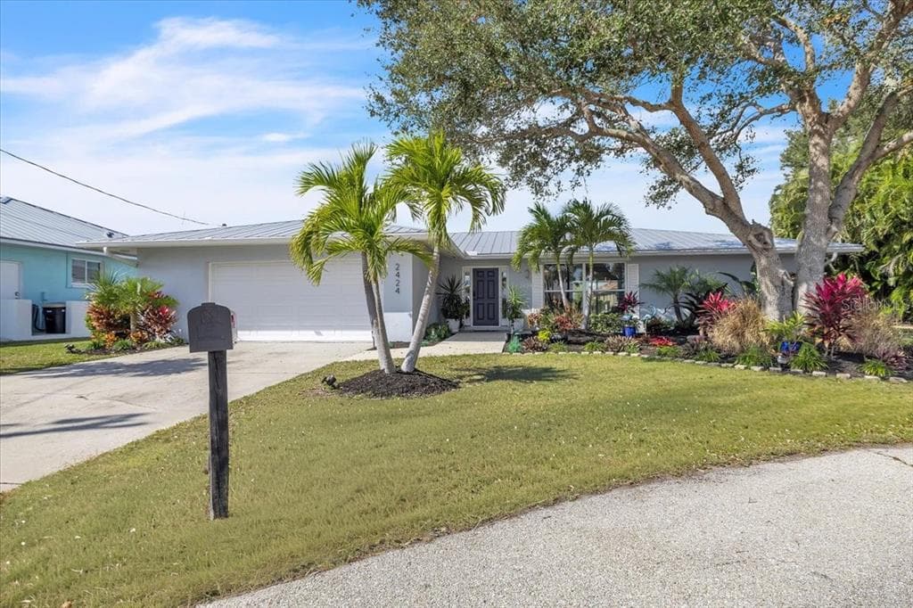 2424 ROSA LANE 2