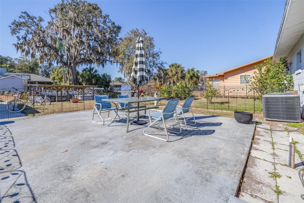 4742 CYPRESS DRIVE photo 24