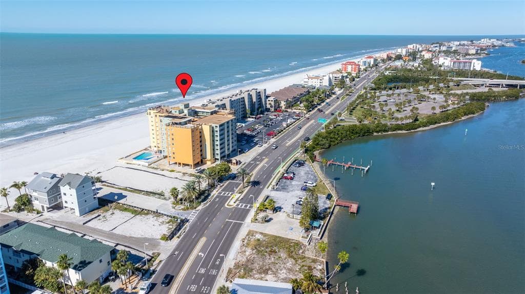 18610 GULF BOULEVARD 709 photo 25