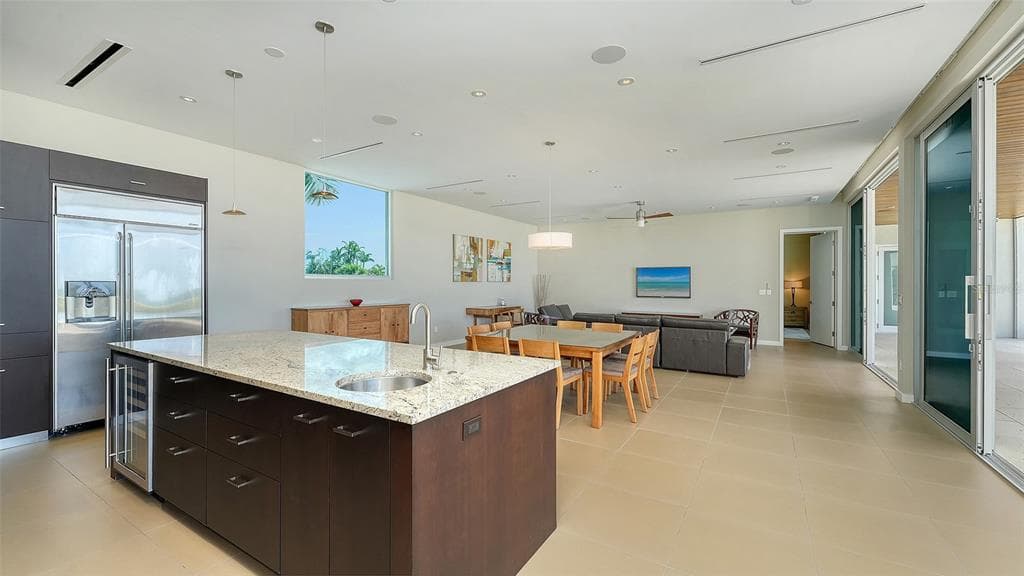 160 WHITTIER DRIVE photo 13