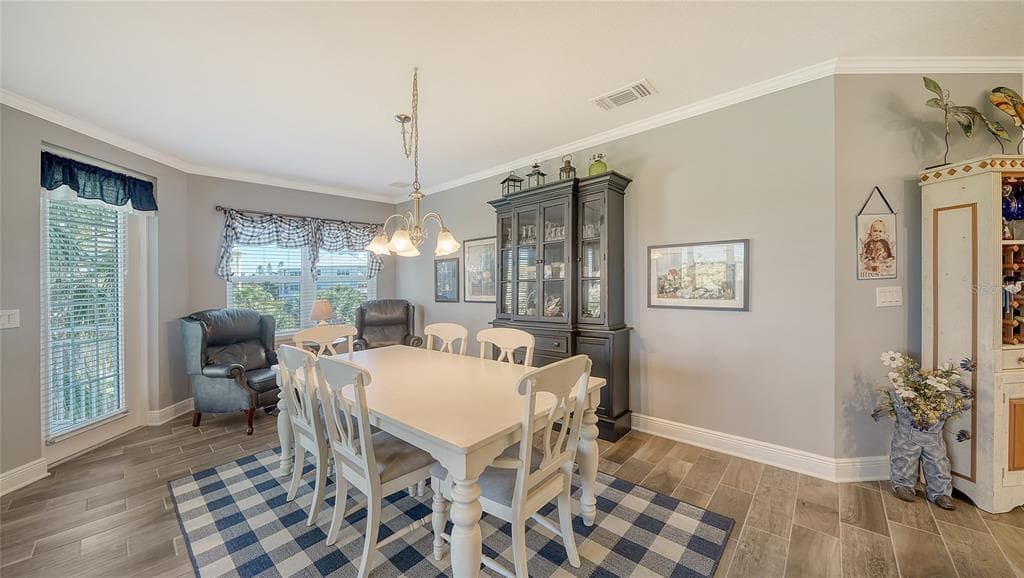 7910 34TH AVENUE W 203 photo 9