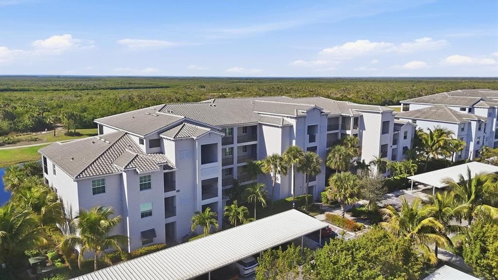 14081 HERITAGE LANDING BOULEVARD 227 photo 7