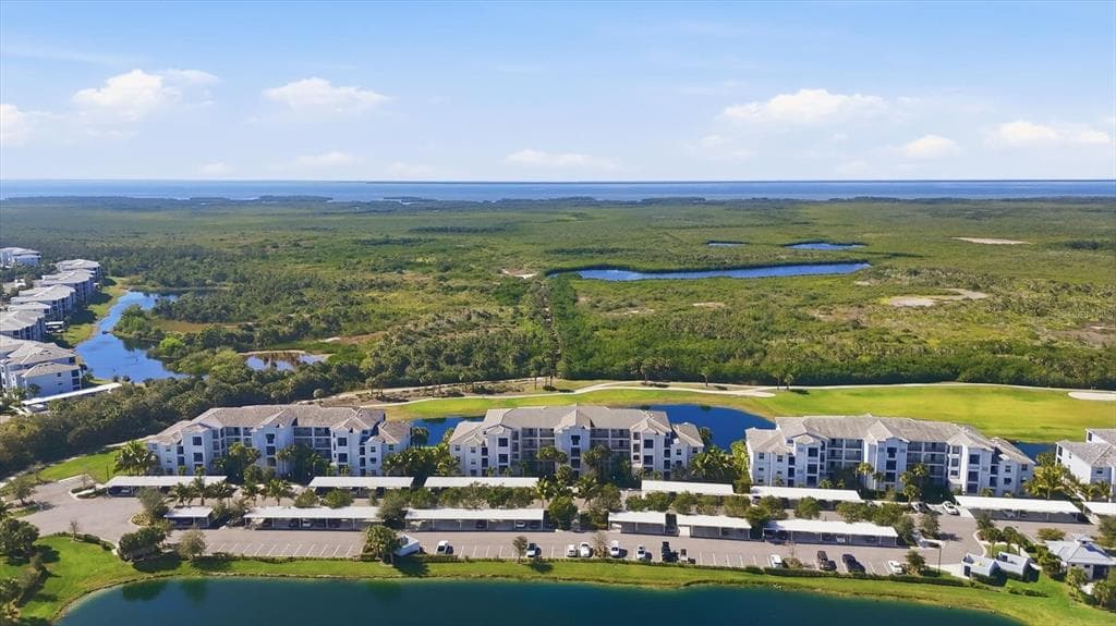 14081 HERITAGE LANDING BOULEVARD 227 photo 3