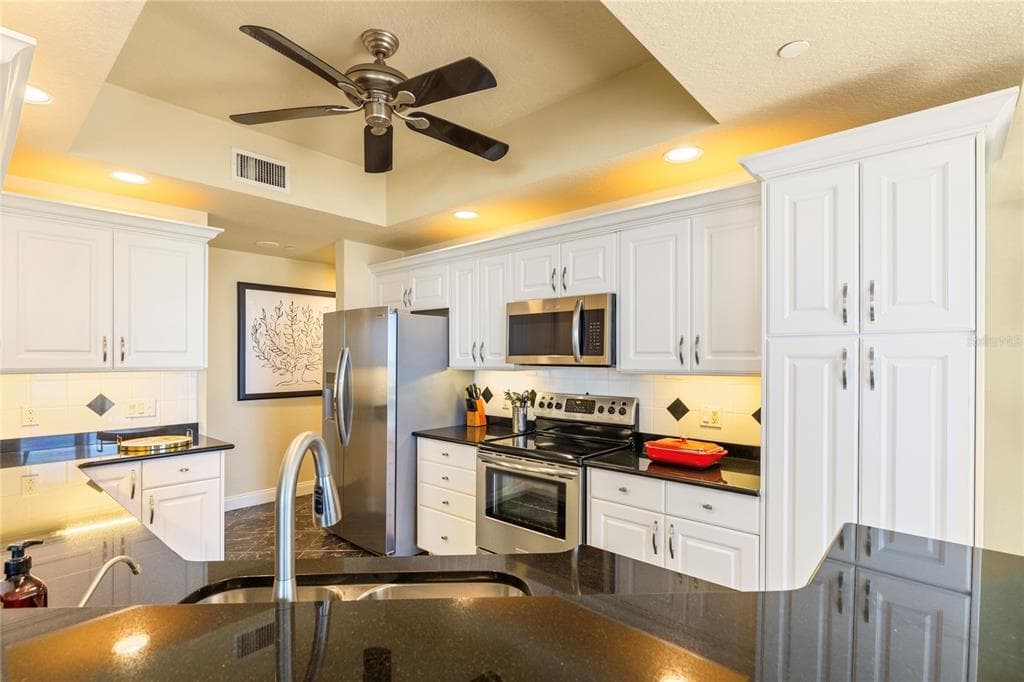 1200 GULF BOULEVARD 1002 photo 18