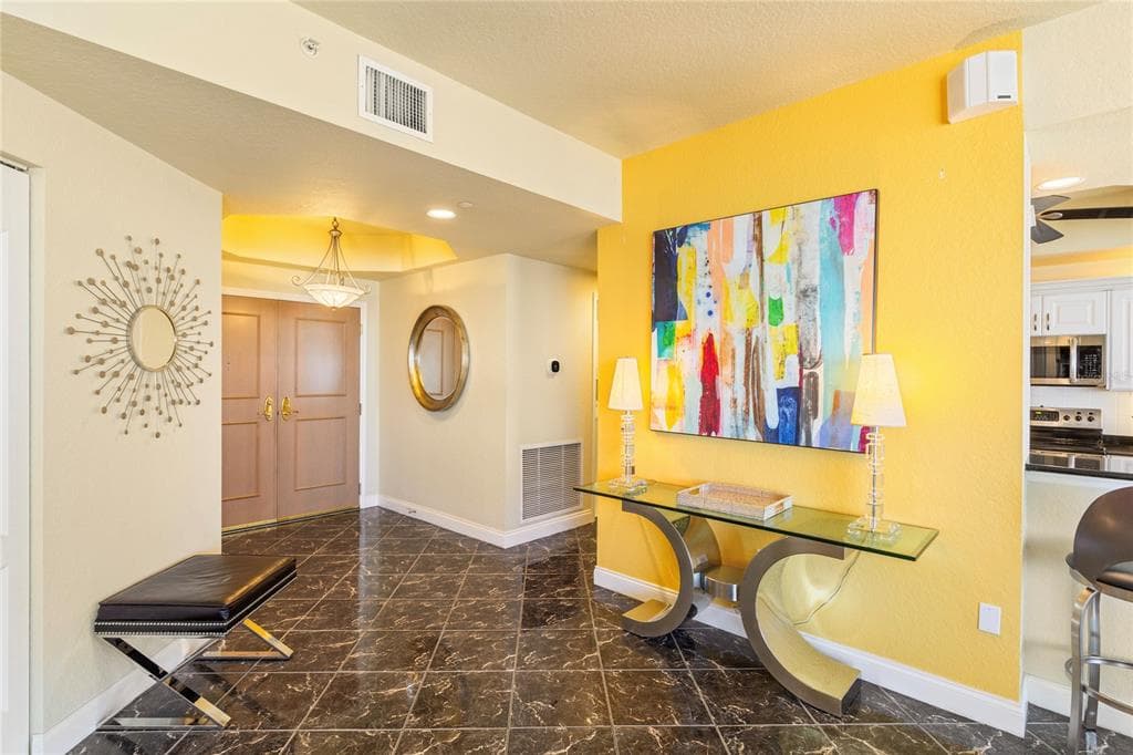 1200 GULF BOULEVARD 1002 photo 4