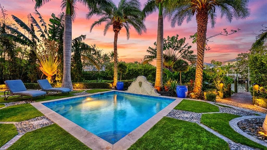 513 VILLA ROSA WAY 3