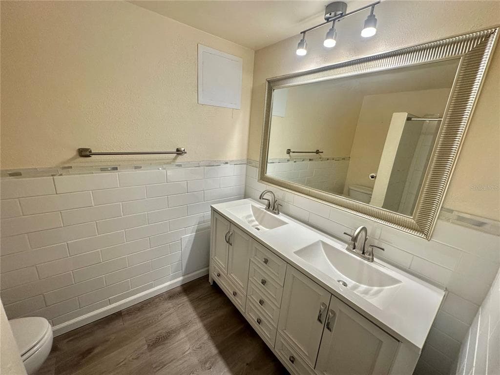 12406 COBBLE STONE DRIVE photo 17