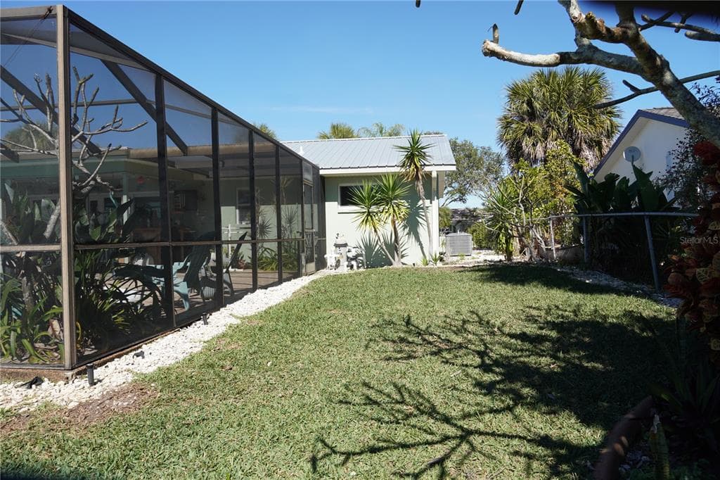908 SAGO PALM WAY photo 12