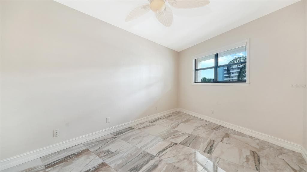 5740 MIDNIGHT PASS ROAD 307 photo 24