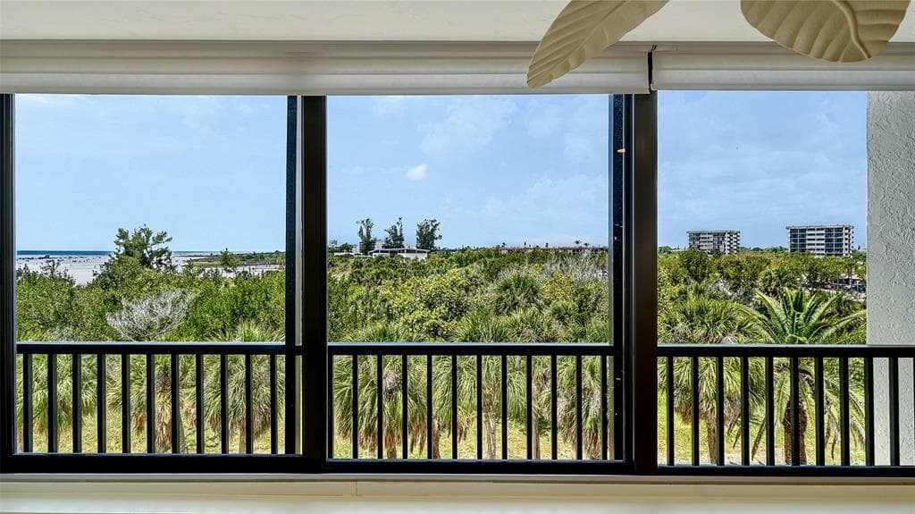 5740 MIDNIGHT PASS ROAD 307 photo 15