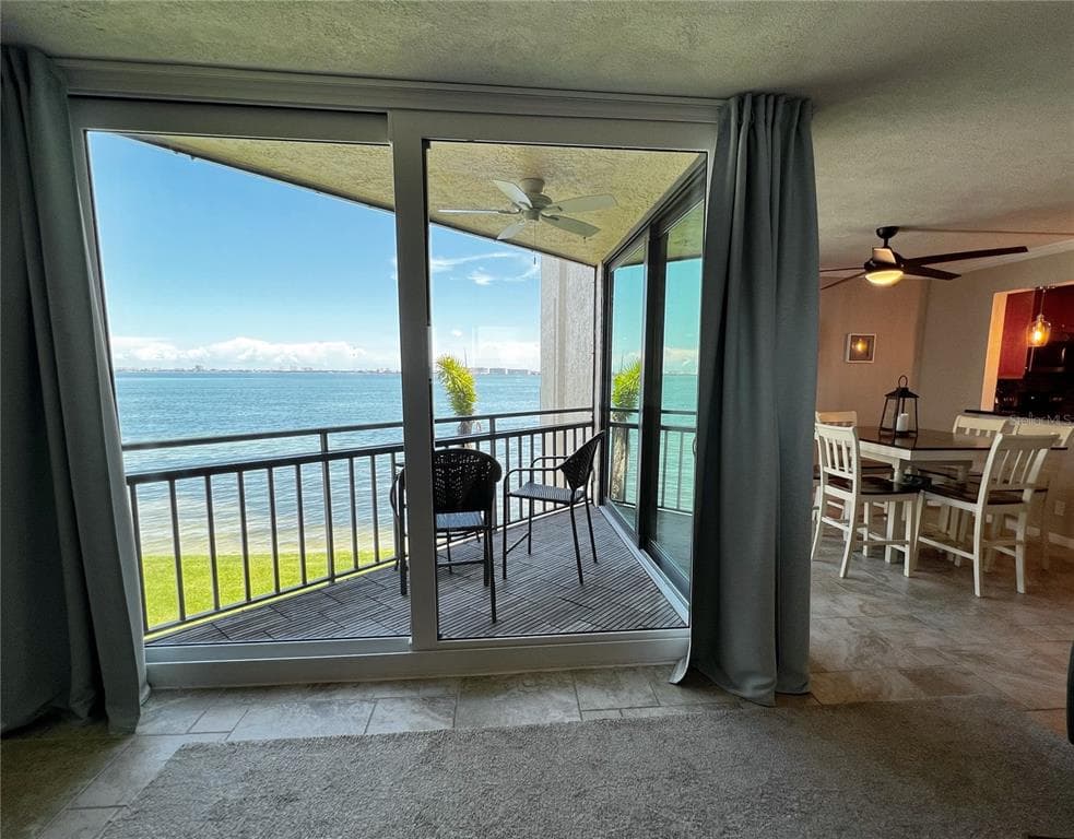 5541 PUERTA DEL SOL BOULEVARD S 317 photo 6
