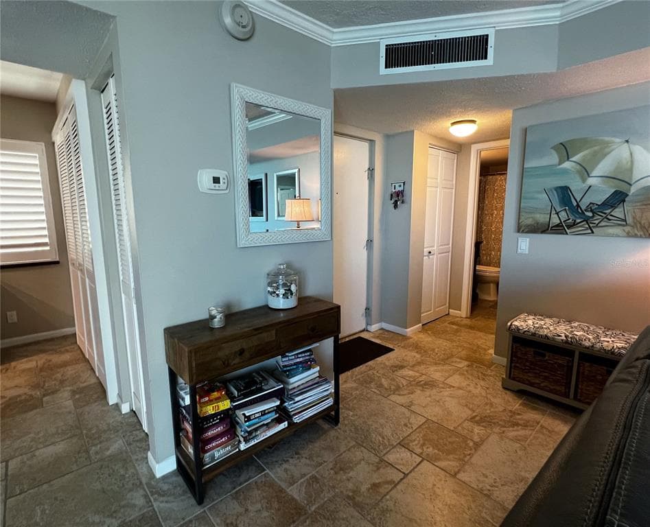 5541 PUERTA DEL SOL BOULEVARD S 317 photo 11