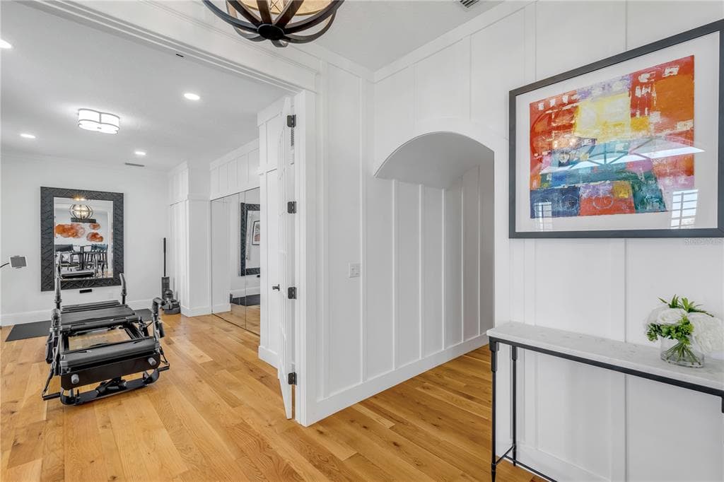 1212 S RIVERSIDE DRIVE photo 25