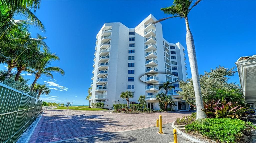 1000 LONGBOAT CLUB ROAD 403 photo 1