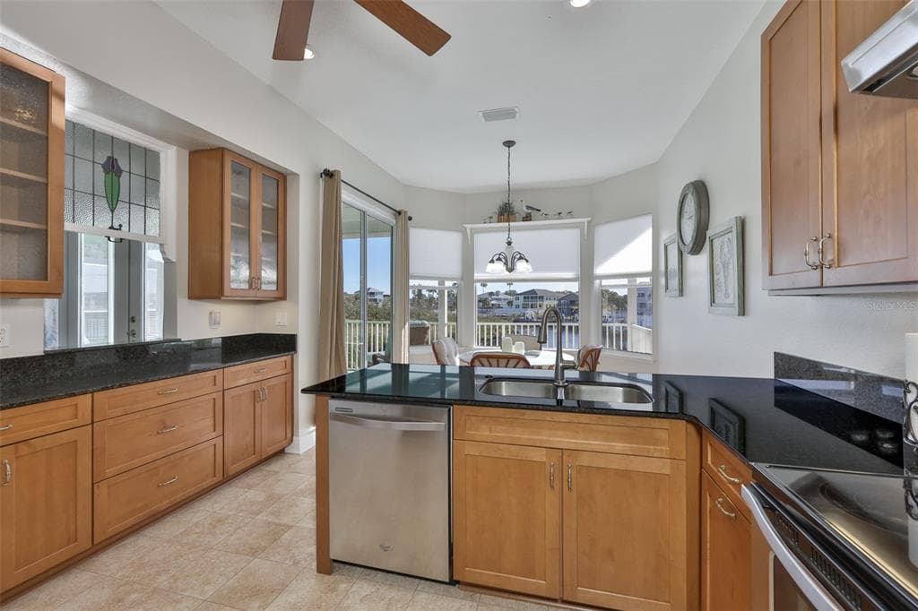 6026 SEASIDE DRIVE photo 18