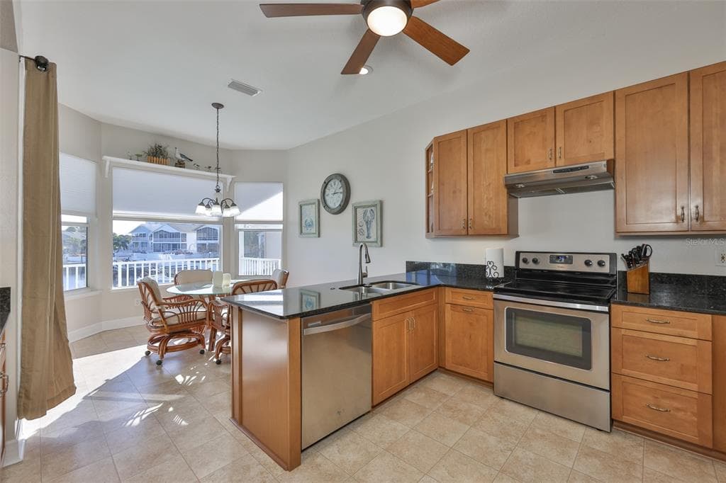 6026 SEASIDE DRIVE photo 4