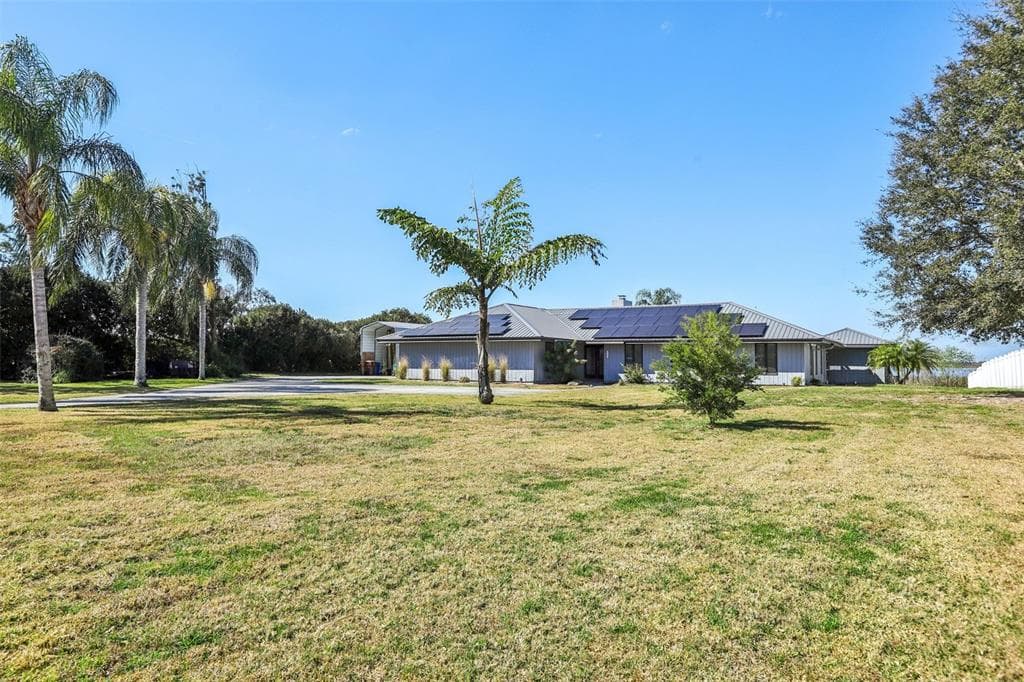3050 CRUMP ROAD 5