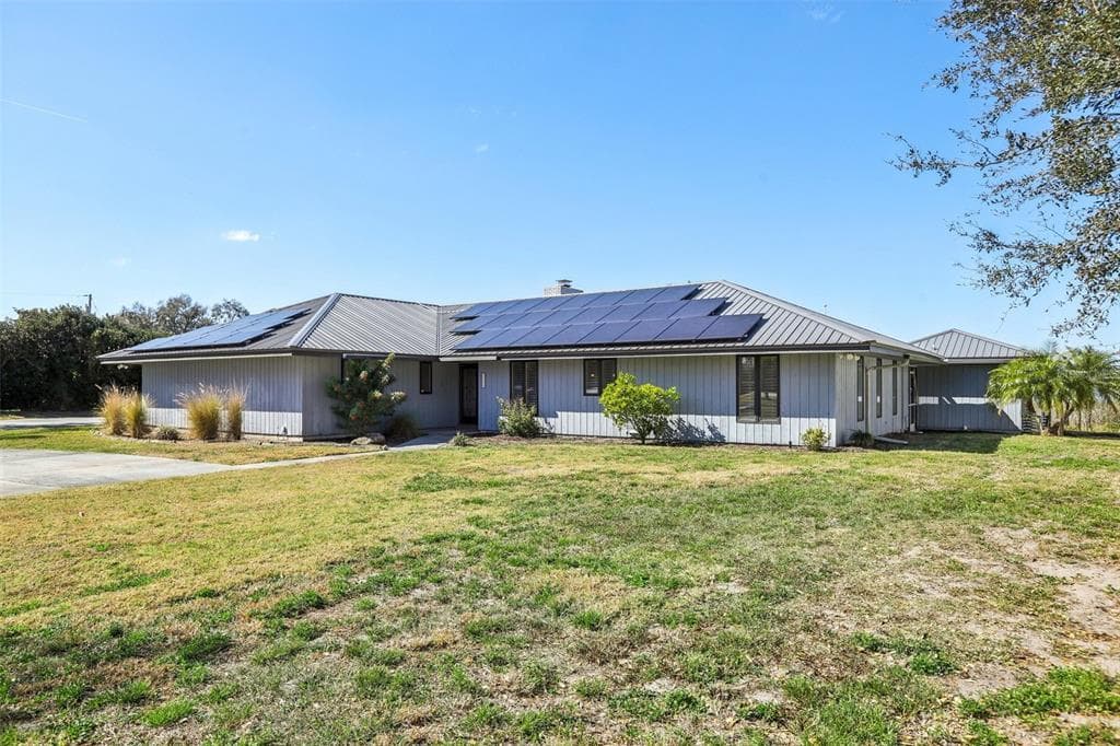 3050 CRUMP ROAD 4