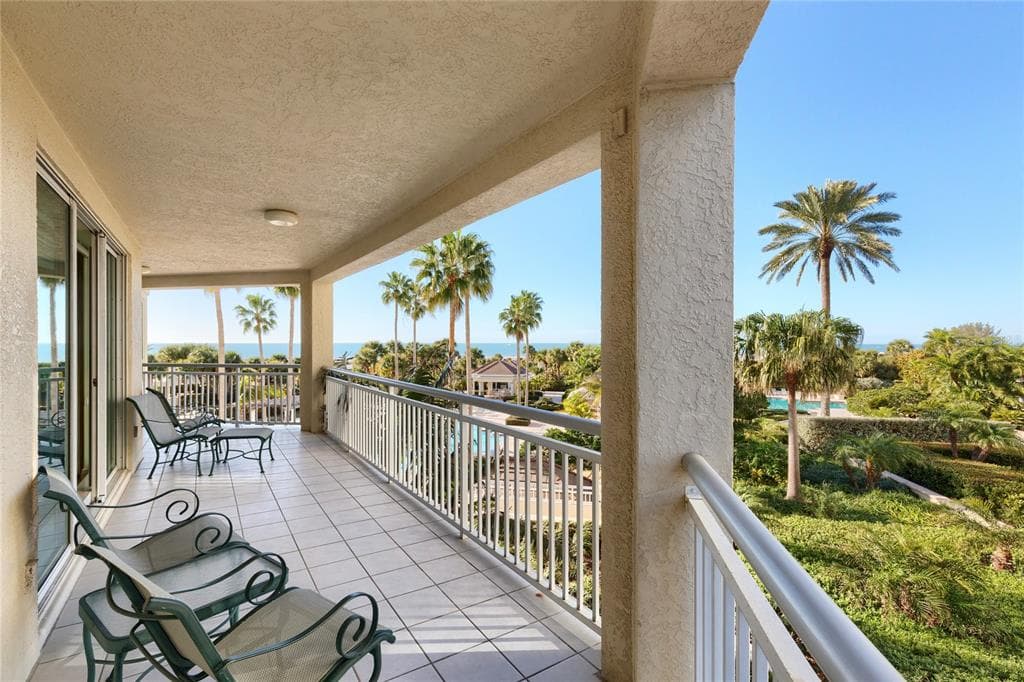 1180 GULF BOULEVARD 202 photo 20