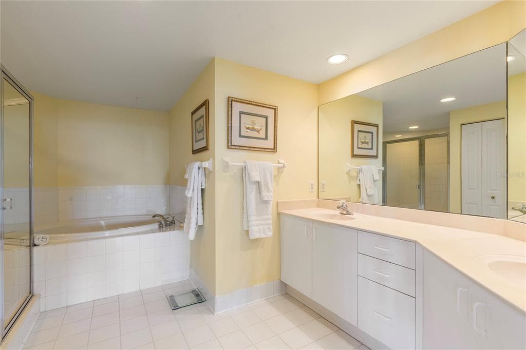 1180 GULF BOULEVARD 202 photo 24