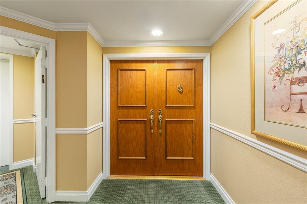 1180 GULF BOULEVARD 202 photo 4