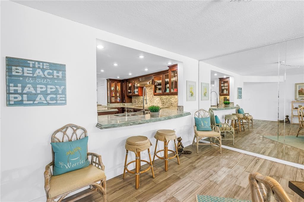 6600 SUNSET WAY 408 photo 10