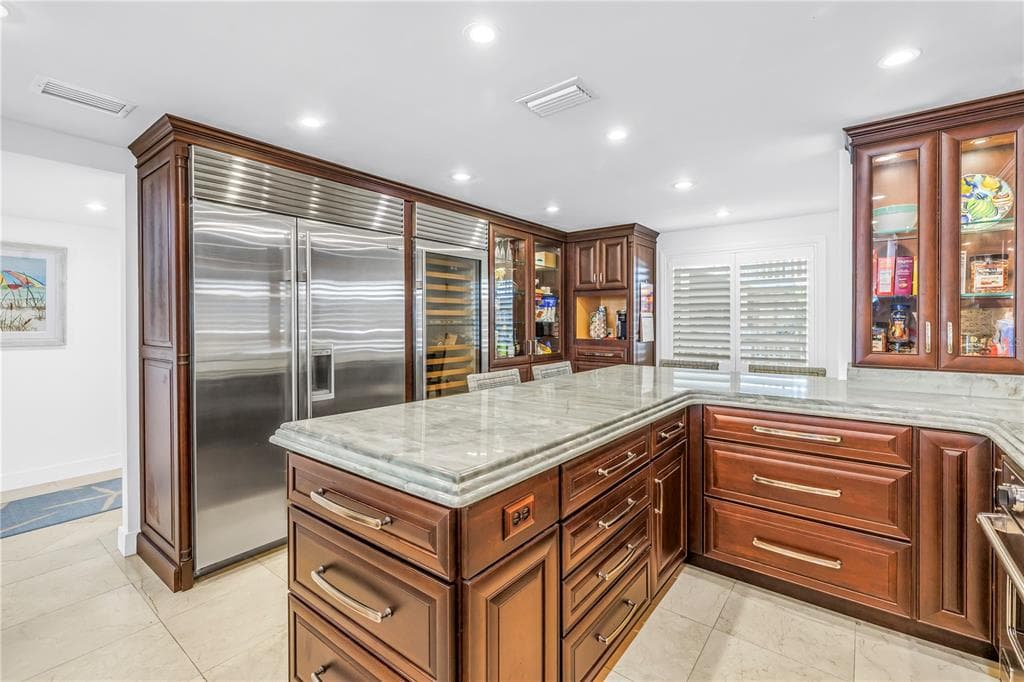 6600 SUNSET WAY 408 photo 8