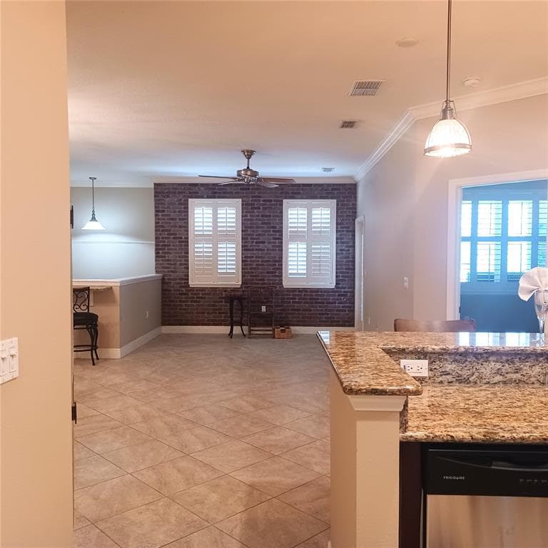 80 S RIVERVIEW BEND S 822 photo 11
