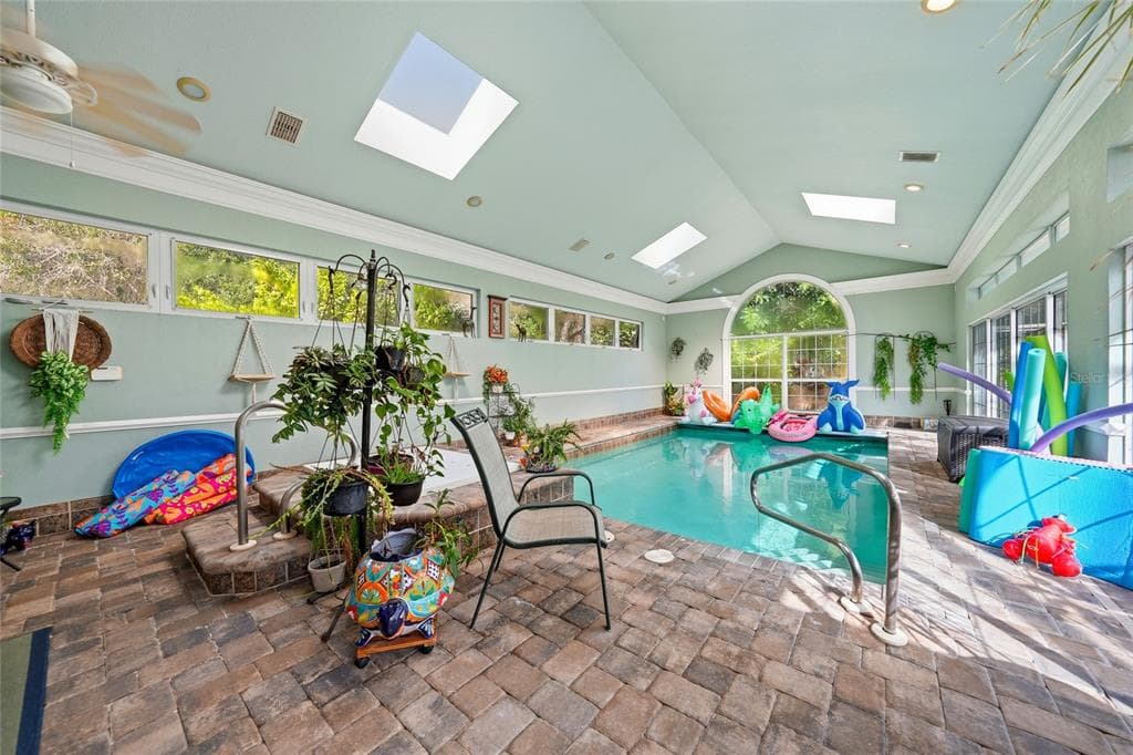 24646 TANGERINE AVENUE photo 25