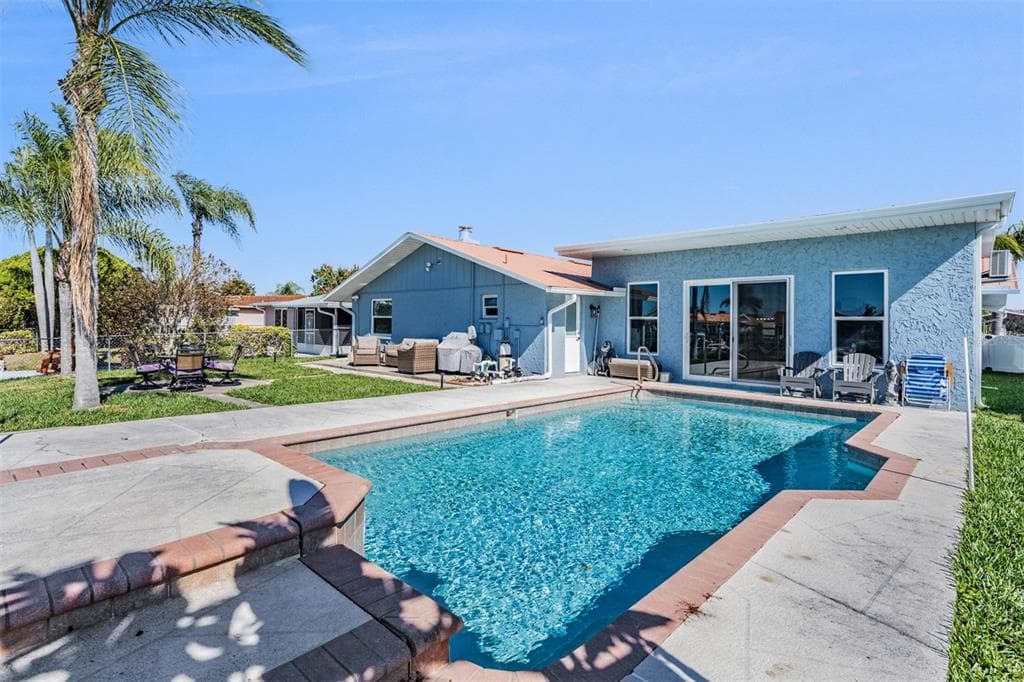 5001 MARLIN DRIVE photo 11
