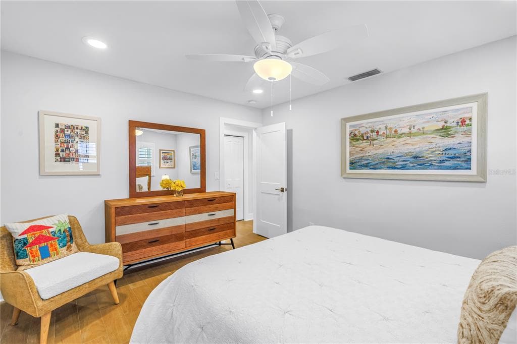 5166 HORSESHOE PLACE NE photo 23