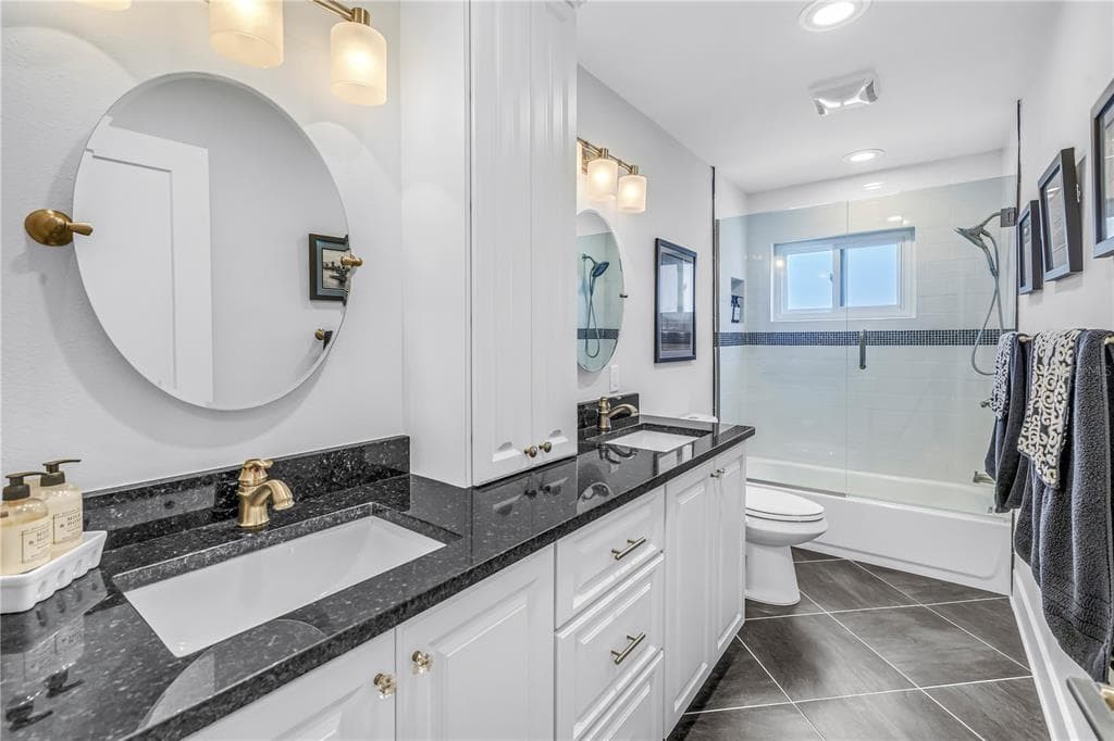 5166 HORSESHOE PLACE NE photo 24