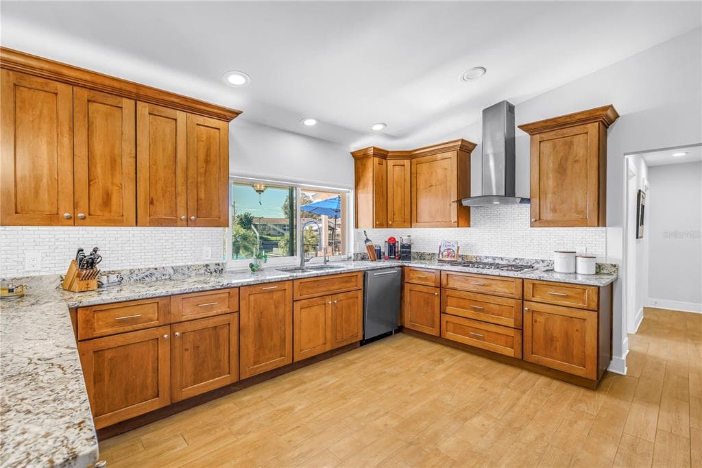 5166 HORSESHOE PLACE NE photo 14