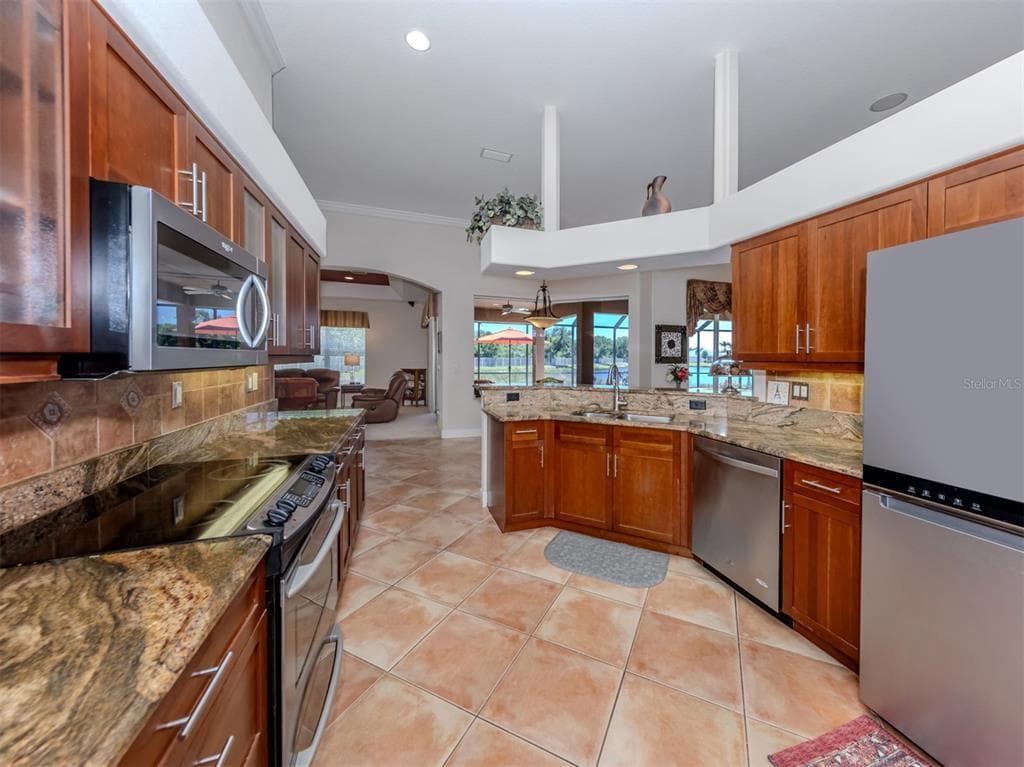 148 WADING BIRD DRIVE photo 12