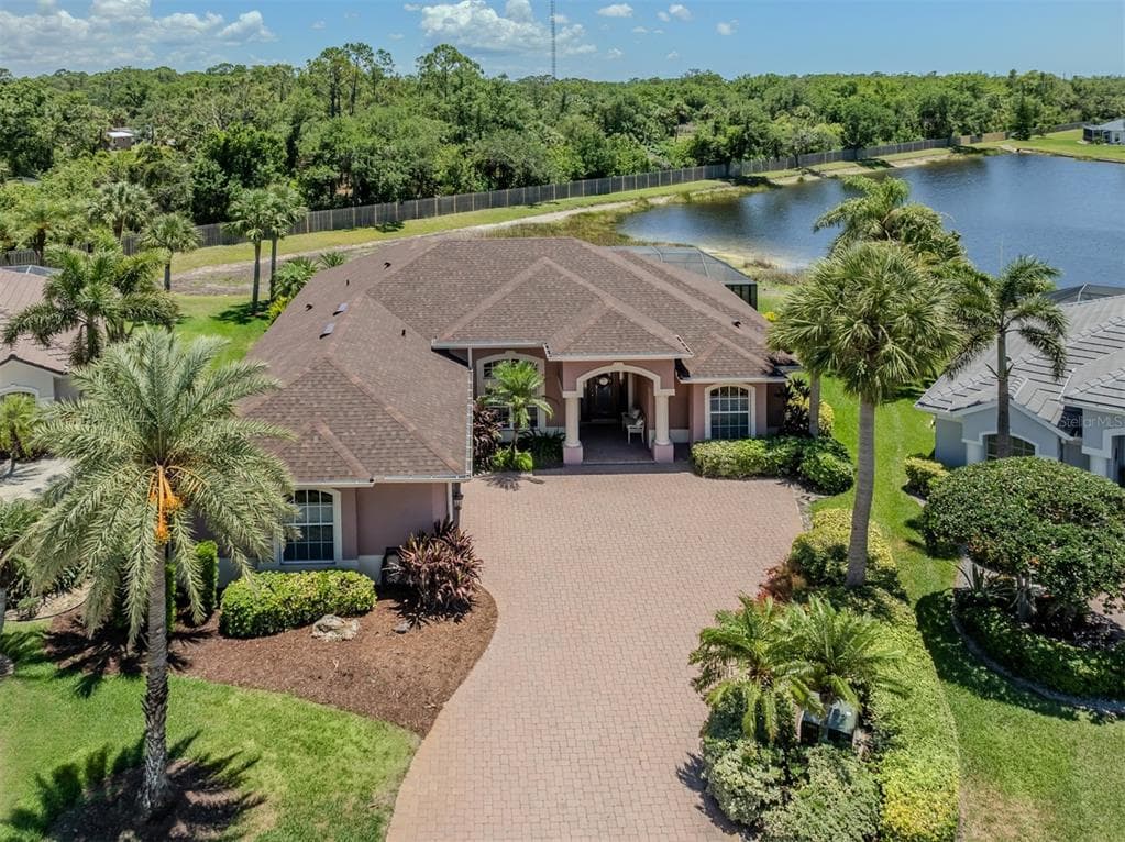 148 WADING BIRD DRIVE photo 1