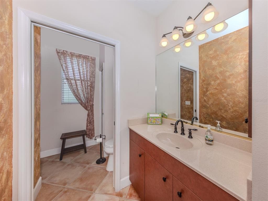 148 WADING BIRD DRIVE photo 24