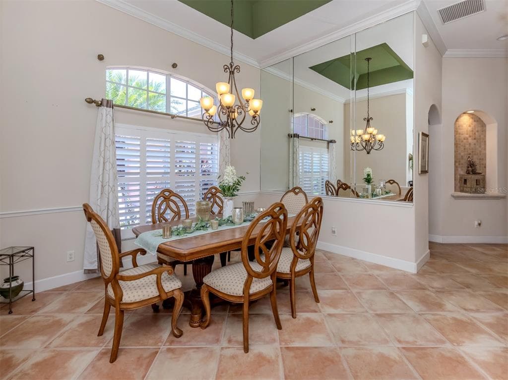 148 WADING BIRD DRIVE photo 10