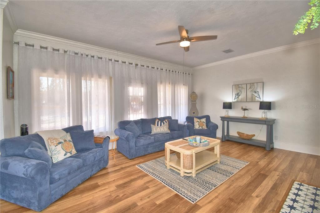 1173 S LAKE REEDY BOULEVARD photo 13