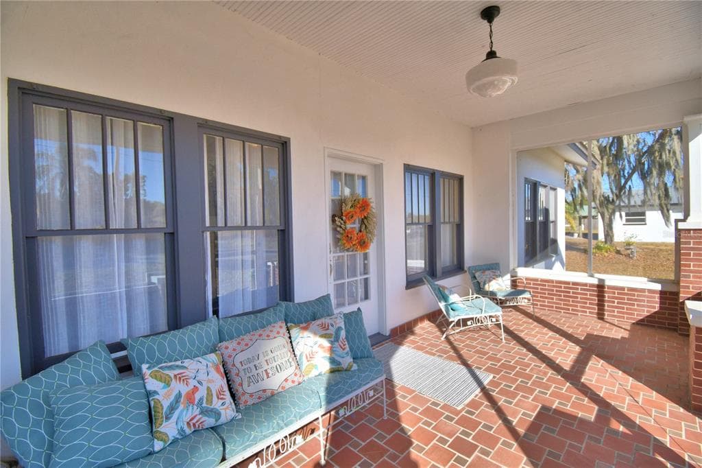 1173 S LAKE REEDY BOULEVARD photo 10
