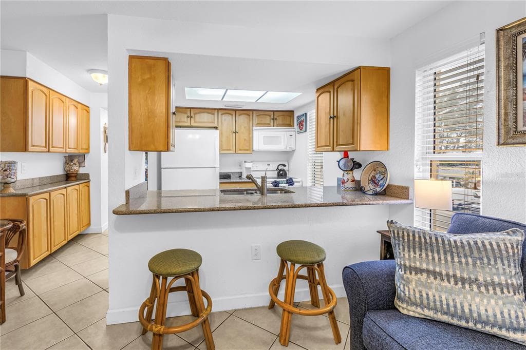10265 GULF BOULEVARD B315 photo 12