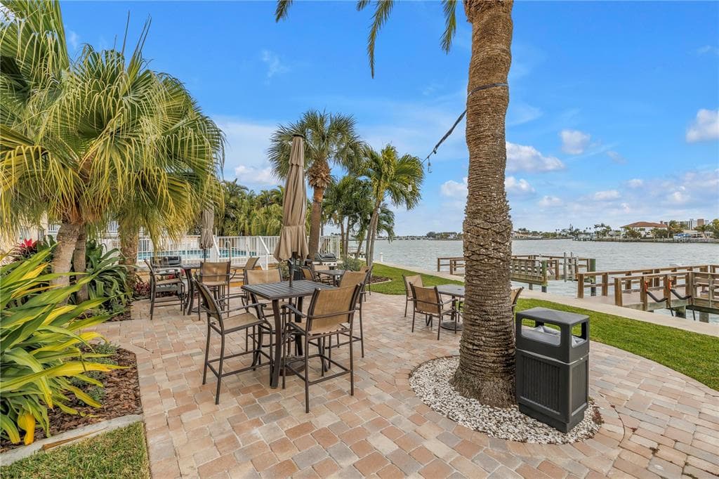 10265 GULF BOULEVARD B315 photo 21