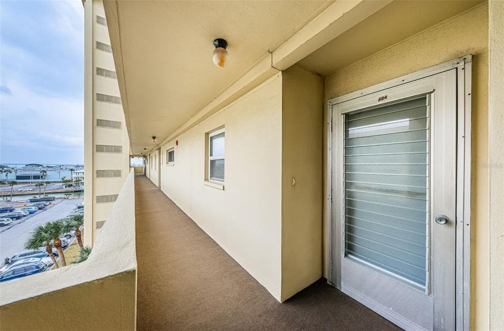 4525 COVE CIRCLE 604 photo 7