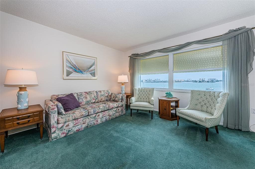 4525 COVE CIRCLE 604 photo 14