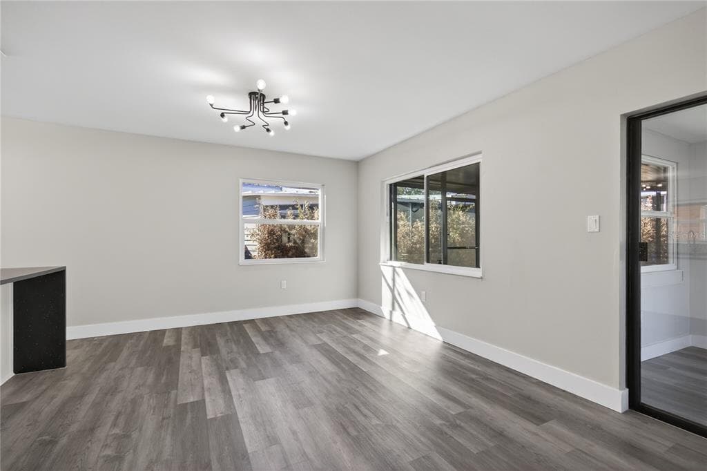 1503 CANAL COURT photo 19