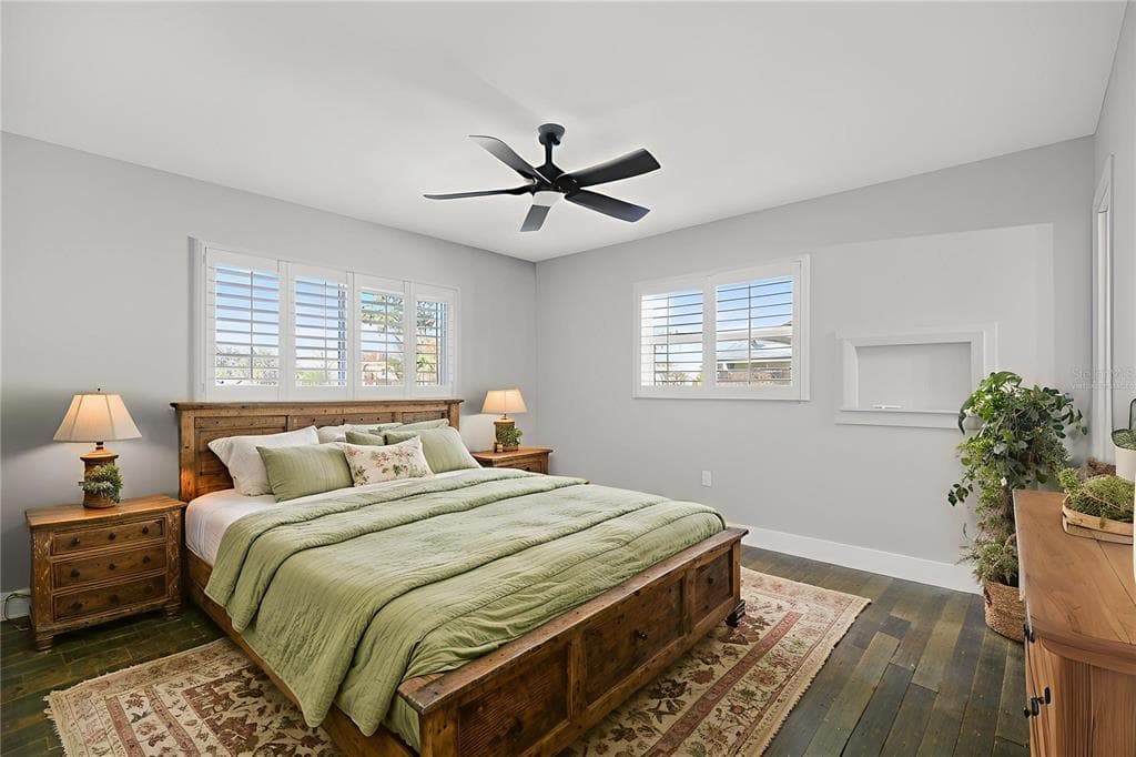1503 CANAL COURT photo 21